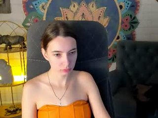 ElzaMadison